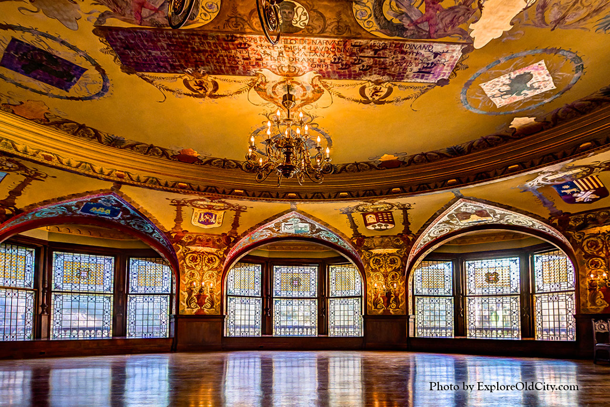 Dining room on site at Ponce de Leon hotel